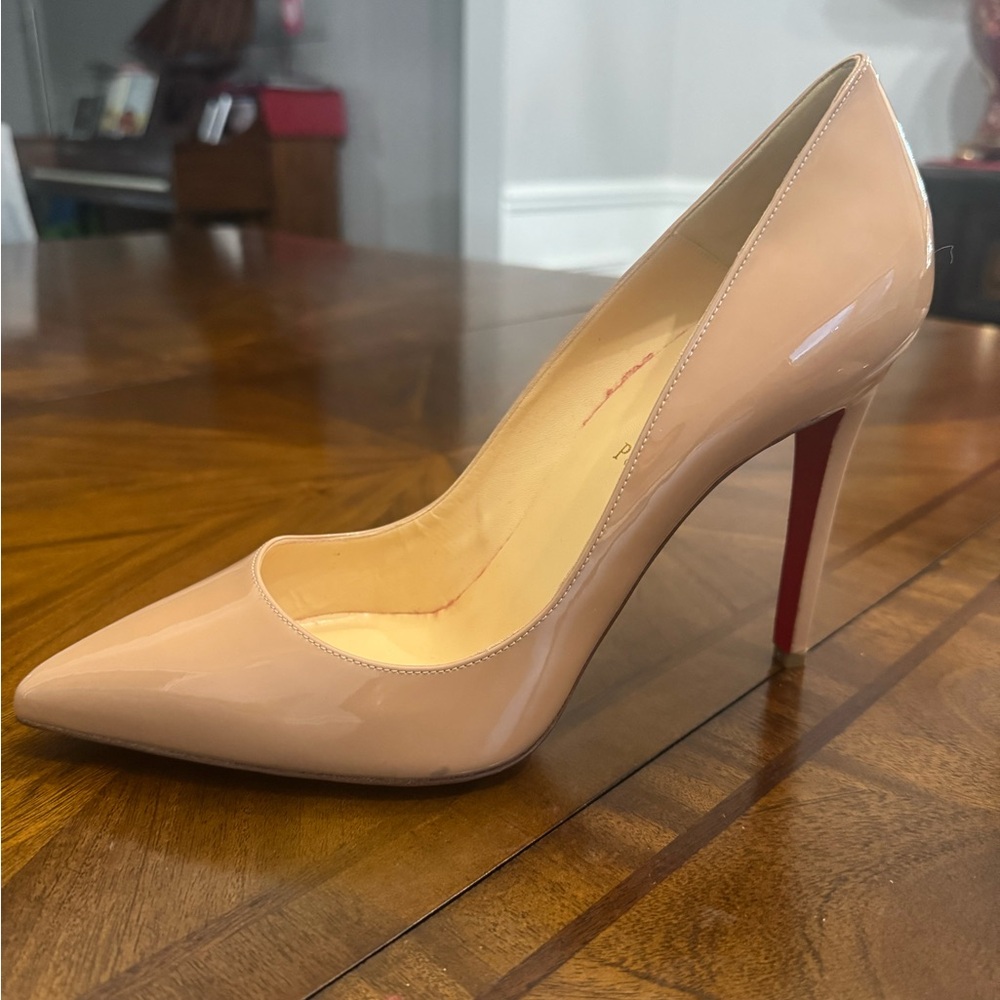 Christian Louboutin Blush Patent Leather Heels - Picture 3 of 9
